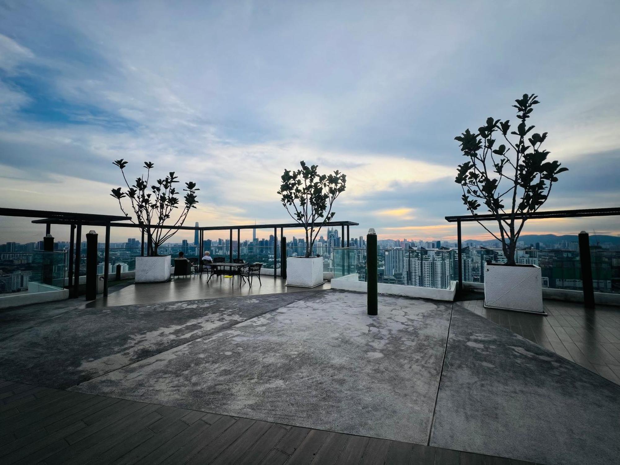 Reizz Residence By Elysium Kuala Lumpur Exterior foto